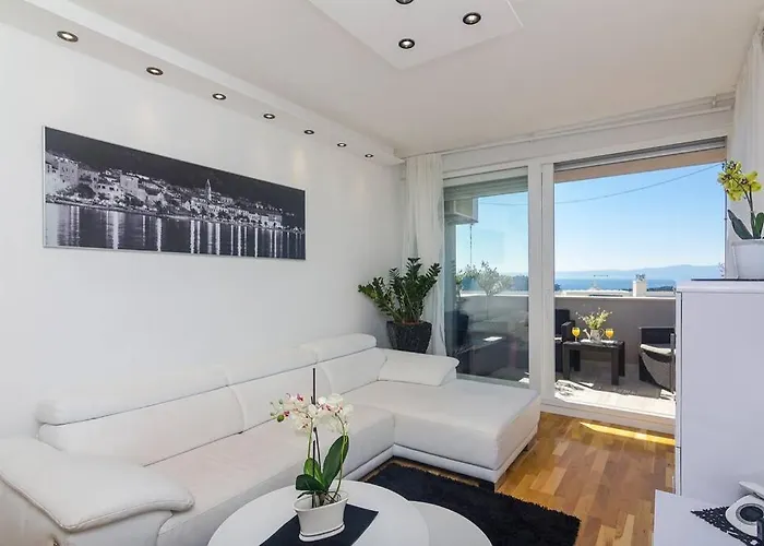 Апартаменти Deluxe Beni Makarska, 4 Person Sea View