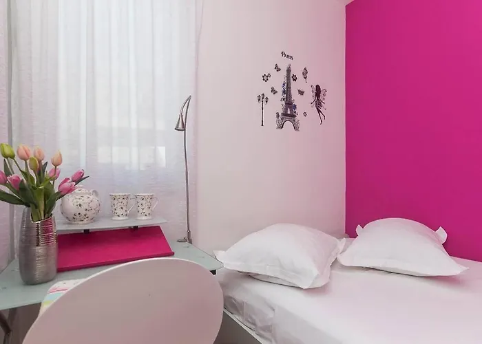 Deluxe Beni Makarska, 4 Person Sea View Макарська