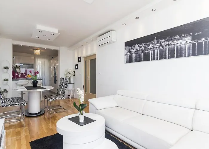 Διαμέρισμα Deluxe Beni Makarska, 4 Person Sea View *