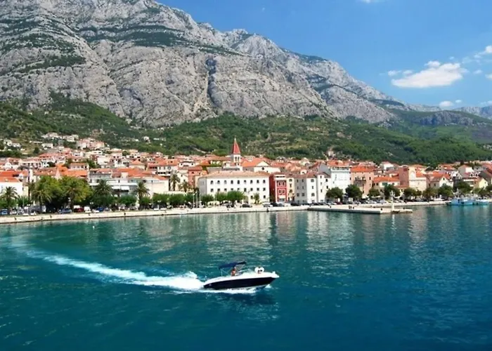 Deluxe Beni Makarska, 4 Person Sea View * Makarska