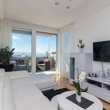 アパート Deluxe Beni Makarska, 4 Person Sea View