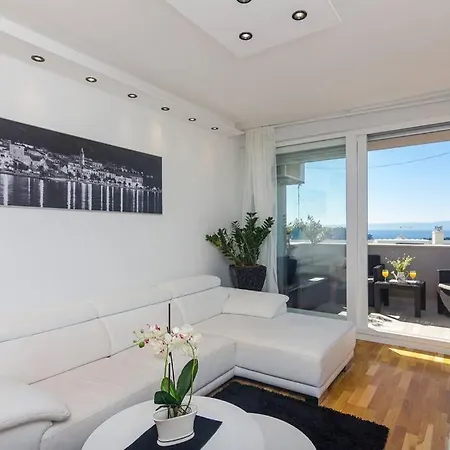 アパート Deluxe Beni Makarska, 4 Person Sea View